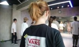 搞笑网约车最新爆料视频,搞笑爆料视频笑翻网友，网约车江湖再掀波澜