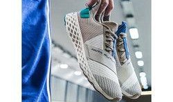 安踏最新跑鞋爆料视频,科技升级，跑者新选择