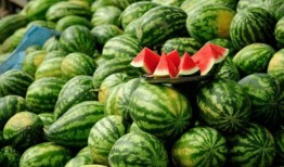 网红吃瓜聊天背景图高清,揭秘网络社交背后的趣味与热议