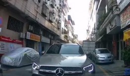 奔驰汽车爆料视频,独家爆料视频深度解析