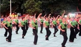 娱乐吃瓜酱广场舞